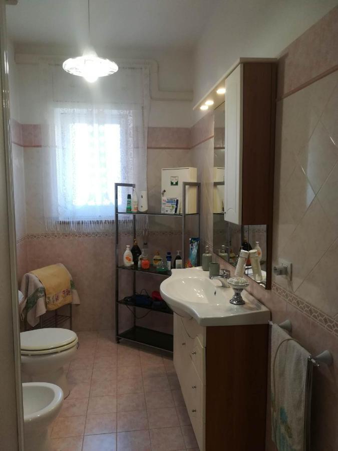 לינה וארוחת בוקר אוריסטאנו Domus Aurea מראה חיצוני תמונה